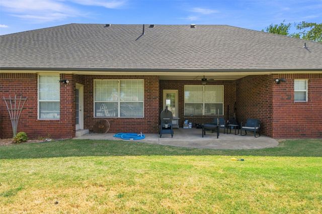11404 N 189th East Avenue E, Owasso, OK 74055