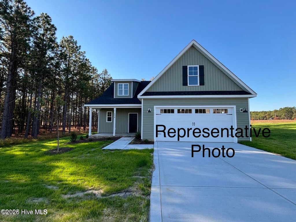 187 Spring Meadows Drive, Aberdeen, NC 28315