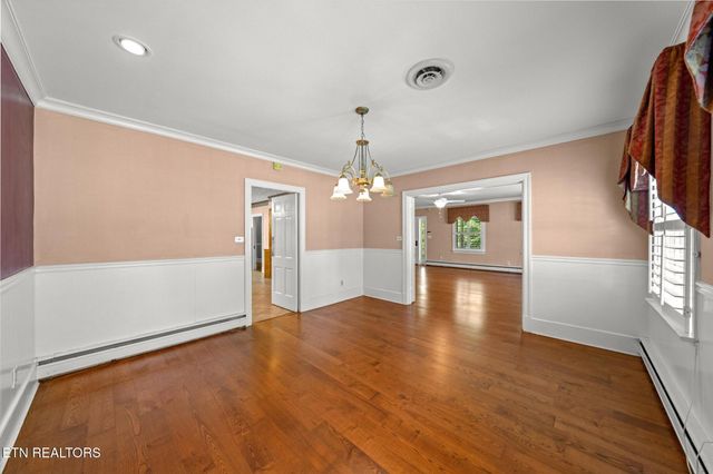 1670 Oak St, Morristown, TN 37813