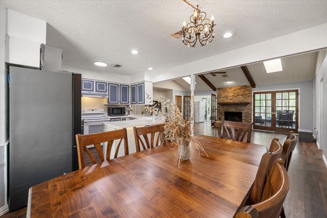7636 Blue Carriage Lane, Fort Worth, TX 76120