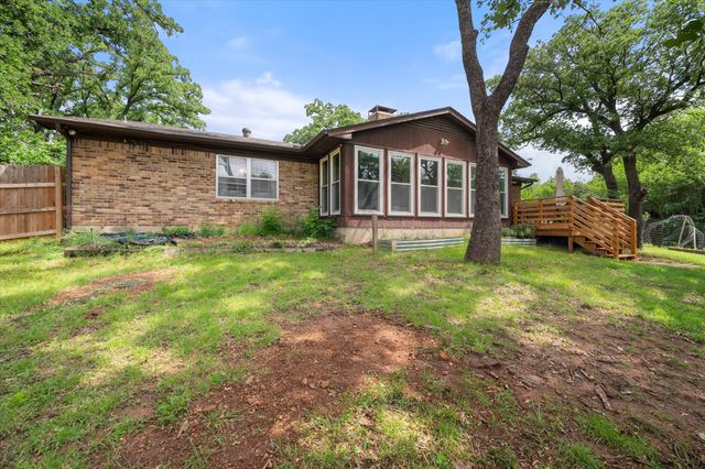 7636 Blue Carriage Lane, Fort Worth, TX 76120
