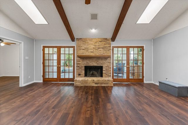 7636 Blue Carriage Lane, Fort Worth, TX 76120