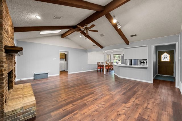 7636 Blue Carriage Lane, Fort Worth, TX 76120