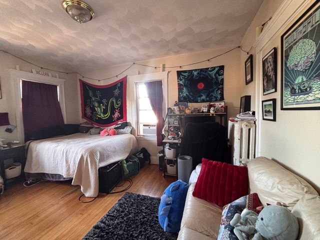 9 Greylock Rd 2, Boston, MA 02134