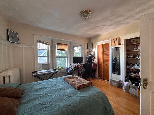9 Greylock Rd 2, Boston, MA 02134