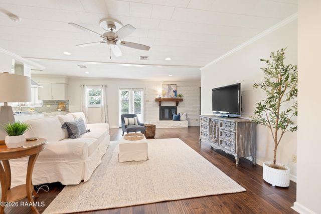 101 S Arlington Drive, Lafayette, LA 70503