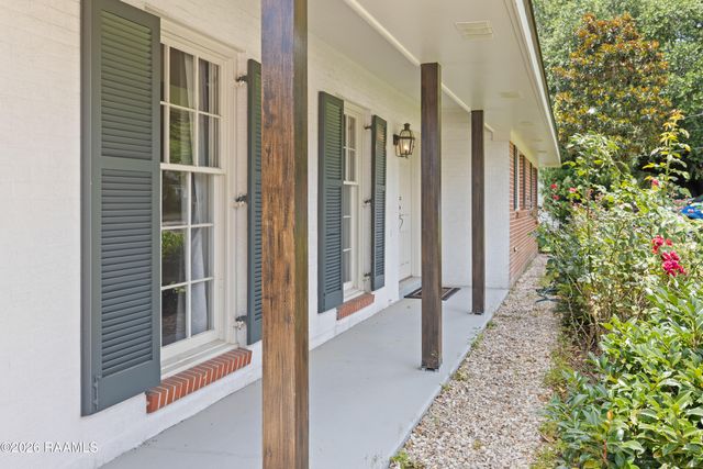 101 S Arlington Drive, Lafayette, LA 70503