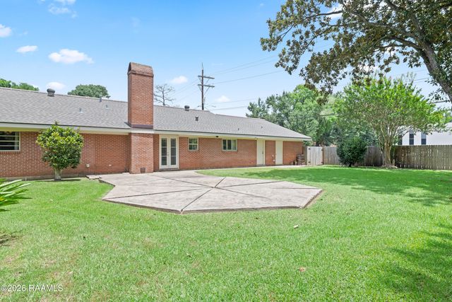 101 S Arlington Drive, Lafayette, LA 70503
