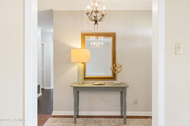 101 S Arlington Drive, Lafayette, LA 70503