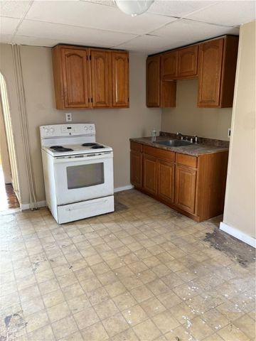 40 Roberts Street, West Warwick, RI 02893