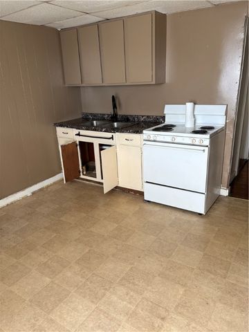 40 Roberts Street, West Warwick, RI 02893