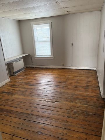 40 Roberts Street, West Warwick, RI 02893