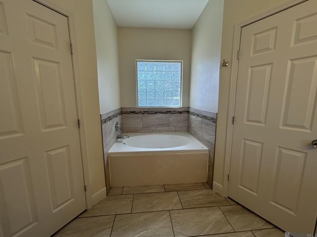 23983 Terrace Ave, Denham Springs, LA 70726