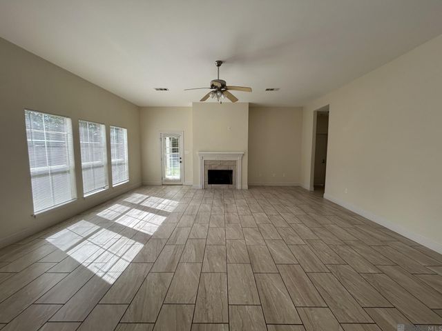 23983 Terrace Ave, Denham Springs, LA 70726