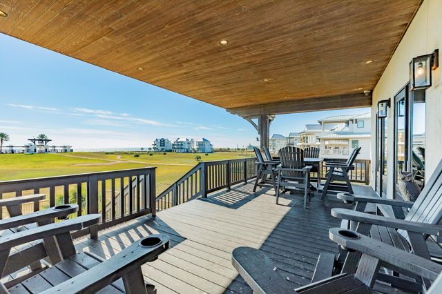 408 Seagrass, Gilchrist, TX 77617