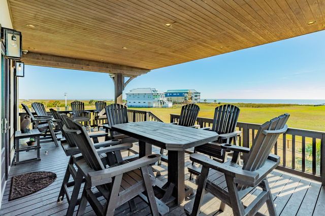 408 Seagrass, Gilchrist, TX 77617