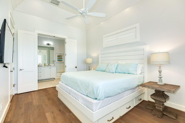 408 Seagrass, Gilchrist, TX 77617