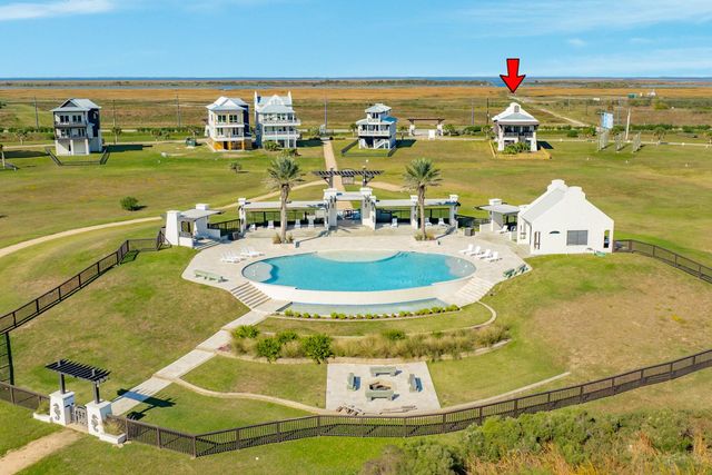 408 Seagrass, Gilchrist, TX 77617