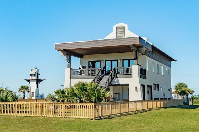 408 Seagrass, Gilchrist, TX 77617