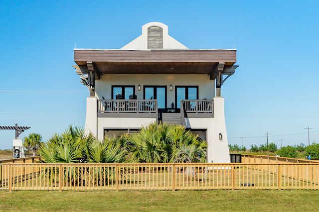 408 Seagrass, Gilchrist, TX 77617