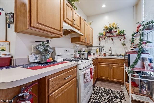 112 Westervelt Ave, North Plainfield Boro, NJ 07060