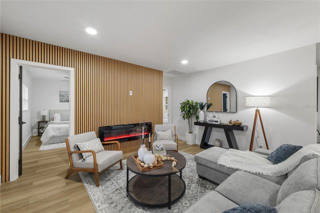 1710 26TH AVENUE S, St Petersburg, FL 33712