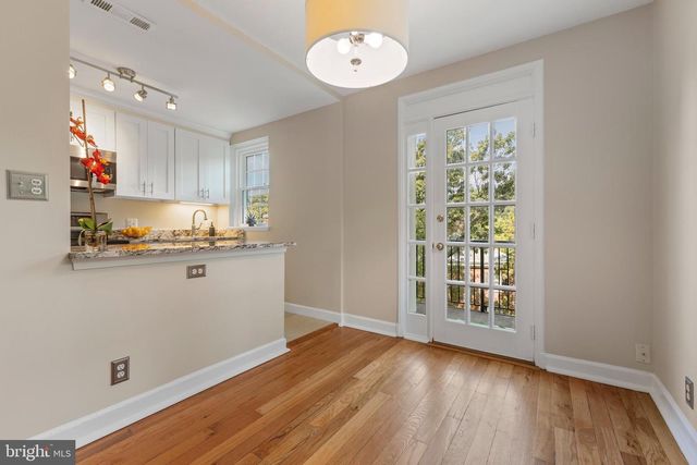 2813 S ABINGDON ST, Arlington, VA 22206