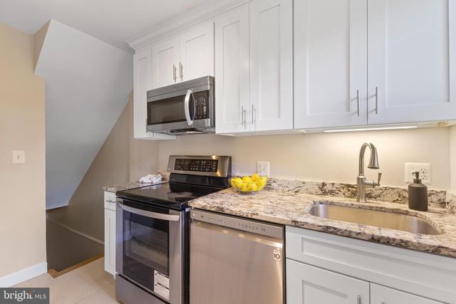 2813 S ABINGDON ST, Arlington, VA 22206