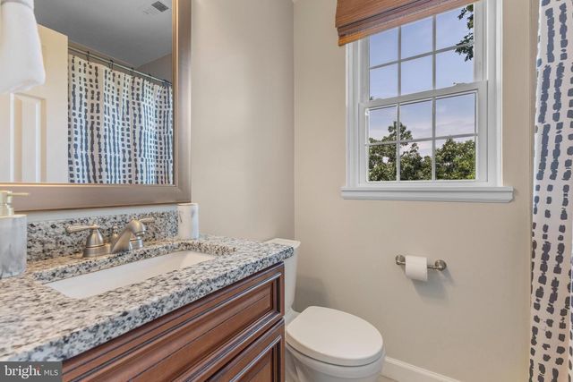 2813 S ABINGDON ST, Arlington, VA 22206