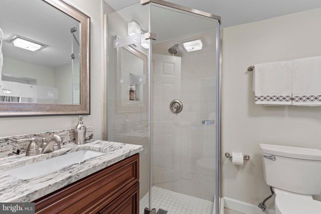 2813 S ABINGDON ST, Arlington, VA 22206