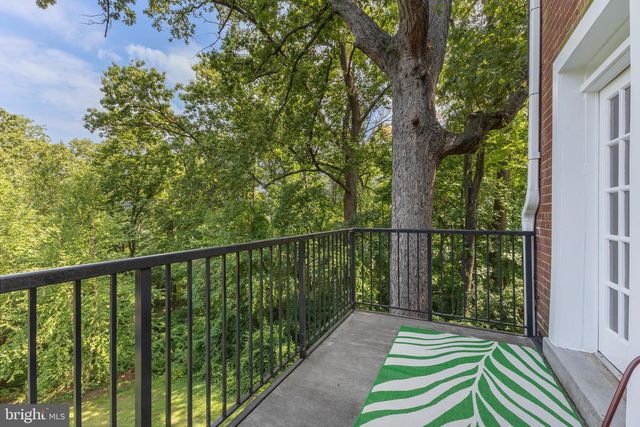 2813 S ABINGDON ST, Arlington, VA 22206