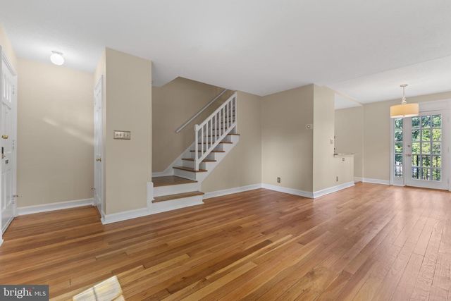 2813 S ABINGDON ST, Arlington, VA 22206