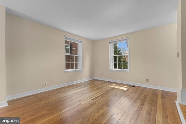 2813 S ABINGDON ST, Arlington, VA 22206