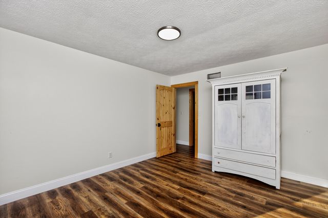 445 Ashley Camp Road, Harrodsburg, KY 40330