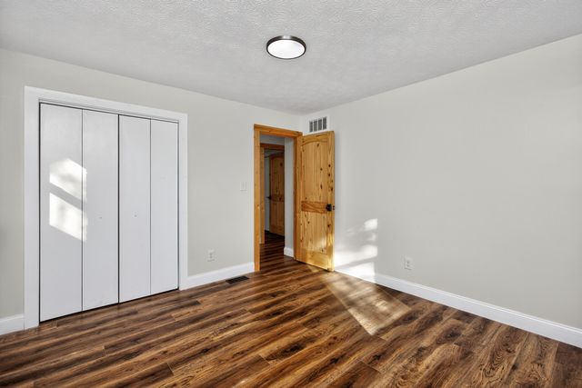 445 Ashley Camp Road, Harrodsburg, KY 40330