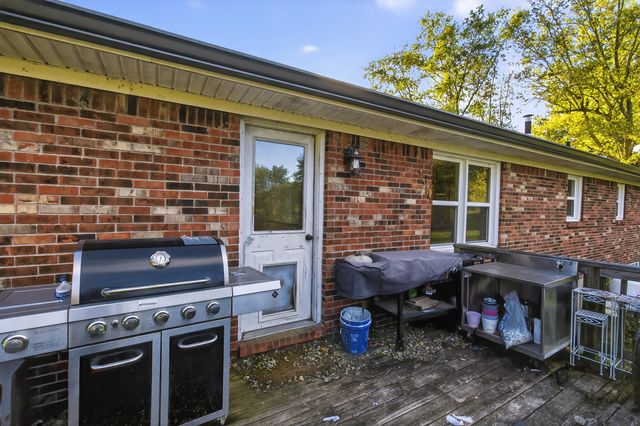 445 Ashley Camp Road, Harrodsburg, KY 40330