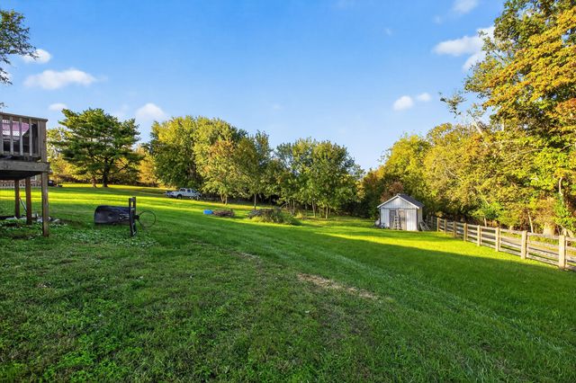 445 Ashley Camp Road, Harrodsburg, KY 40330