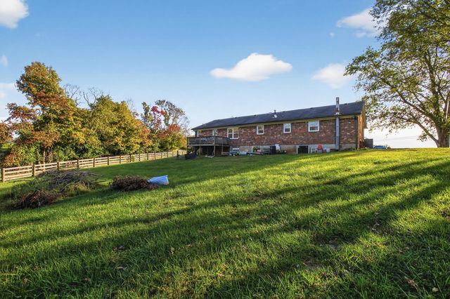 445 Ashley Camp Road, Harrodsburg, KY 40330