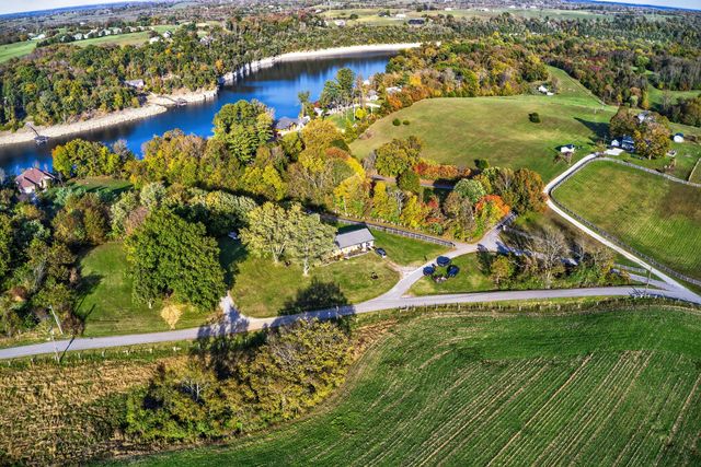 445 Ashley Camp Road, Harrodsburg, KY 40330