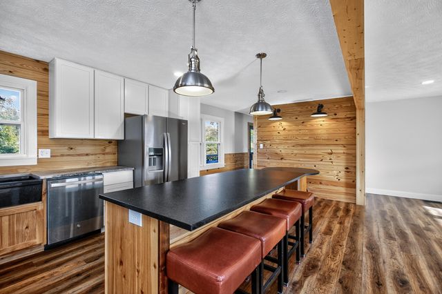 445 Ashley Camp Road, Harrodsburg, KY 40330