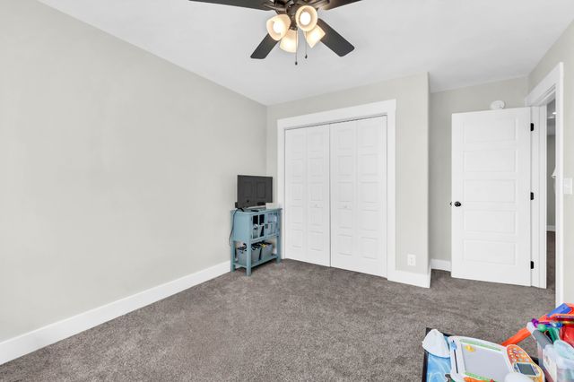 2517 Ashland City Rd, Clarksville, TN 37043