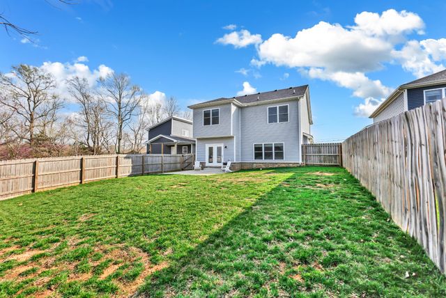 2517 Ashland City Rd, Clarksville, TN 37043