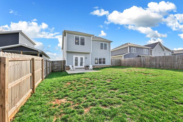 2517 Ashland City Rd, Clarksville, TN 37043