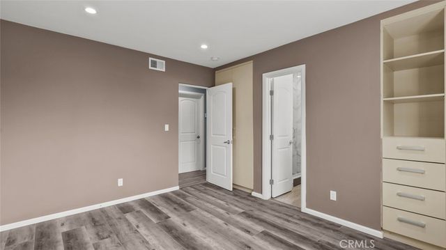 9540 Debra Avenue, North Hills, CA 91343