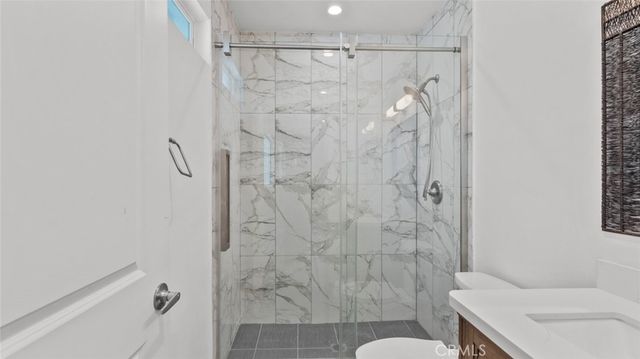 9540 Debra Avenue, North Hills, CA 91343