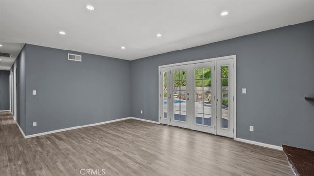 9540 Debra Avenue, North Hills, CA 91343