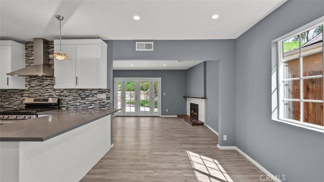 9540 Debra Avenue, North Hills, CA 91343