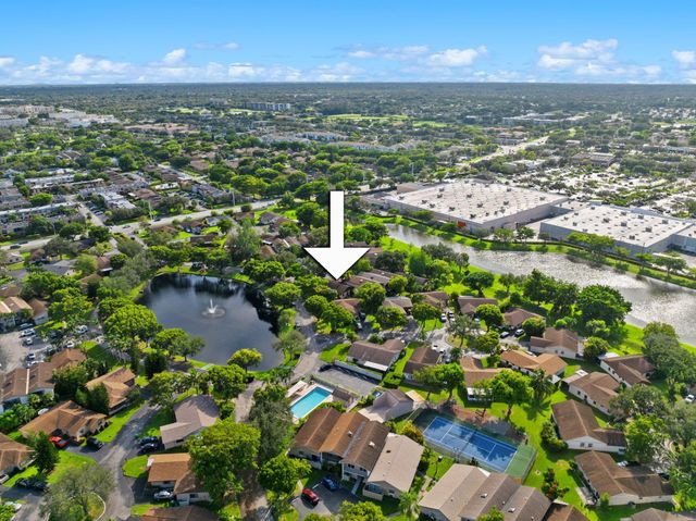 2229 Nova Village Drive, Davie, FL 33317