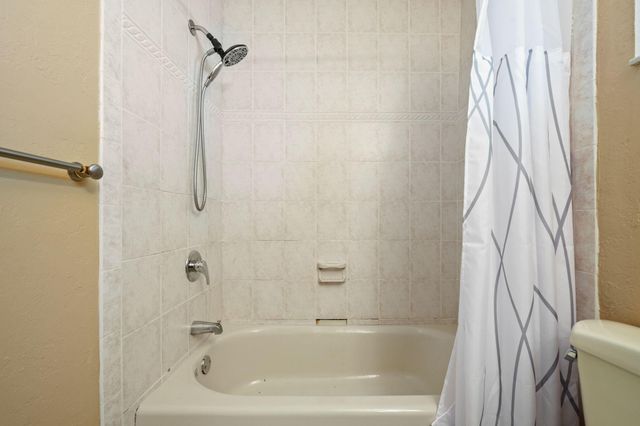 2229 Nova Village Drive, Davie, FL 33317