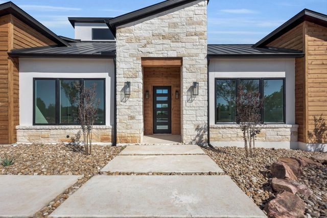 101 Silver Way, Horseshoe Bay, TX 78657